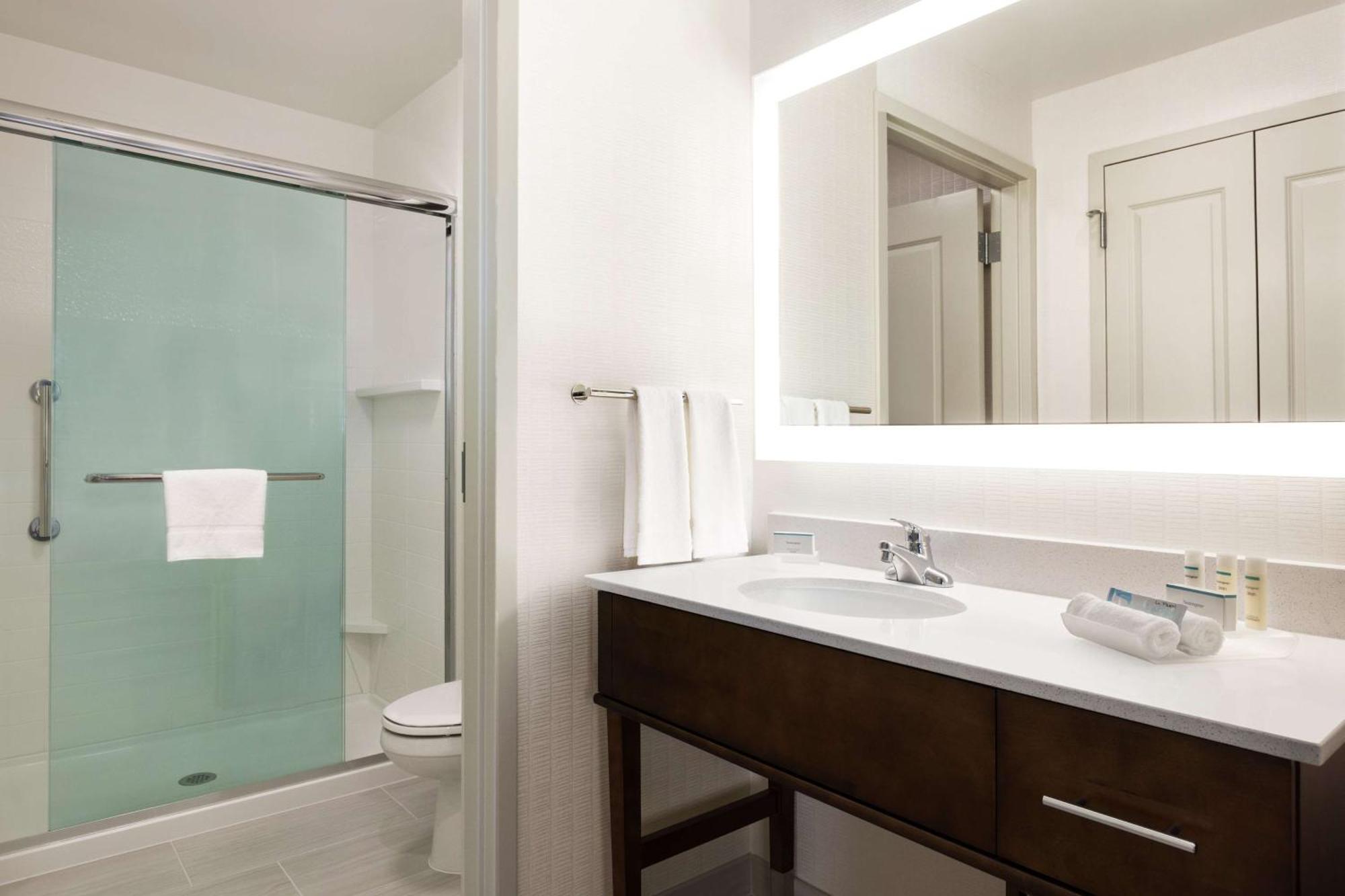 Homewood Suites By Hilton Arlington Rosslyn Key Bridge Bagian luar foto