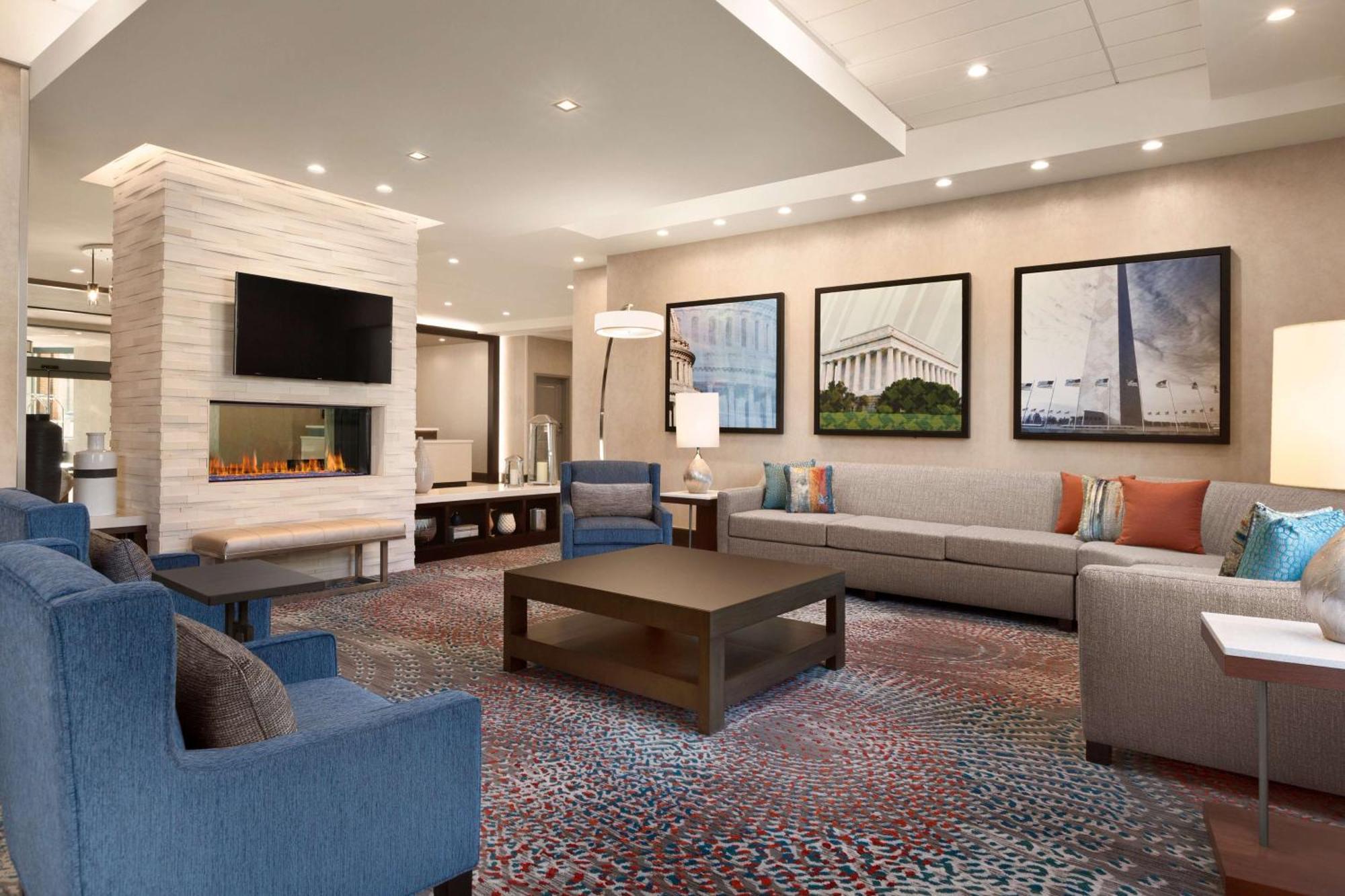Homewood Suites By Hilton Arlington Rosslyn Key Bridge Bagian luar foto
